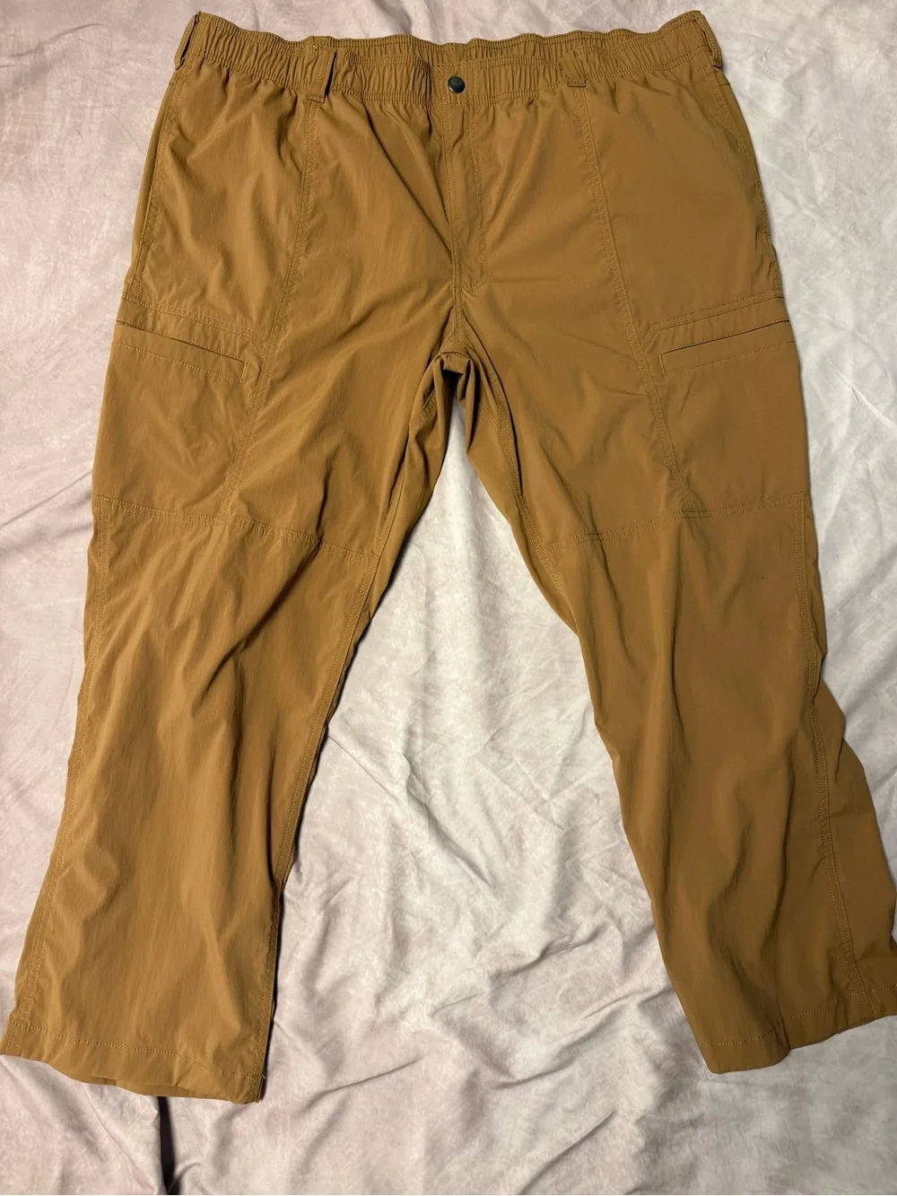 Duluth Trading Co Men’s 46x30 Tan Cargo Pants Standard Fit Stretch Nylon